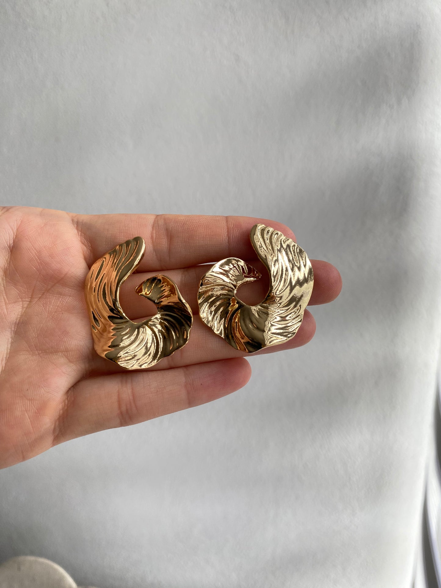 ARETES ESPIRAL DORADO