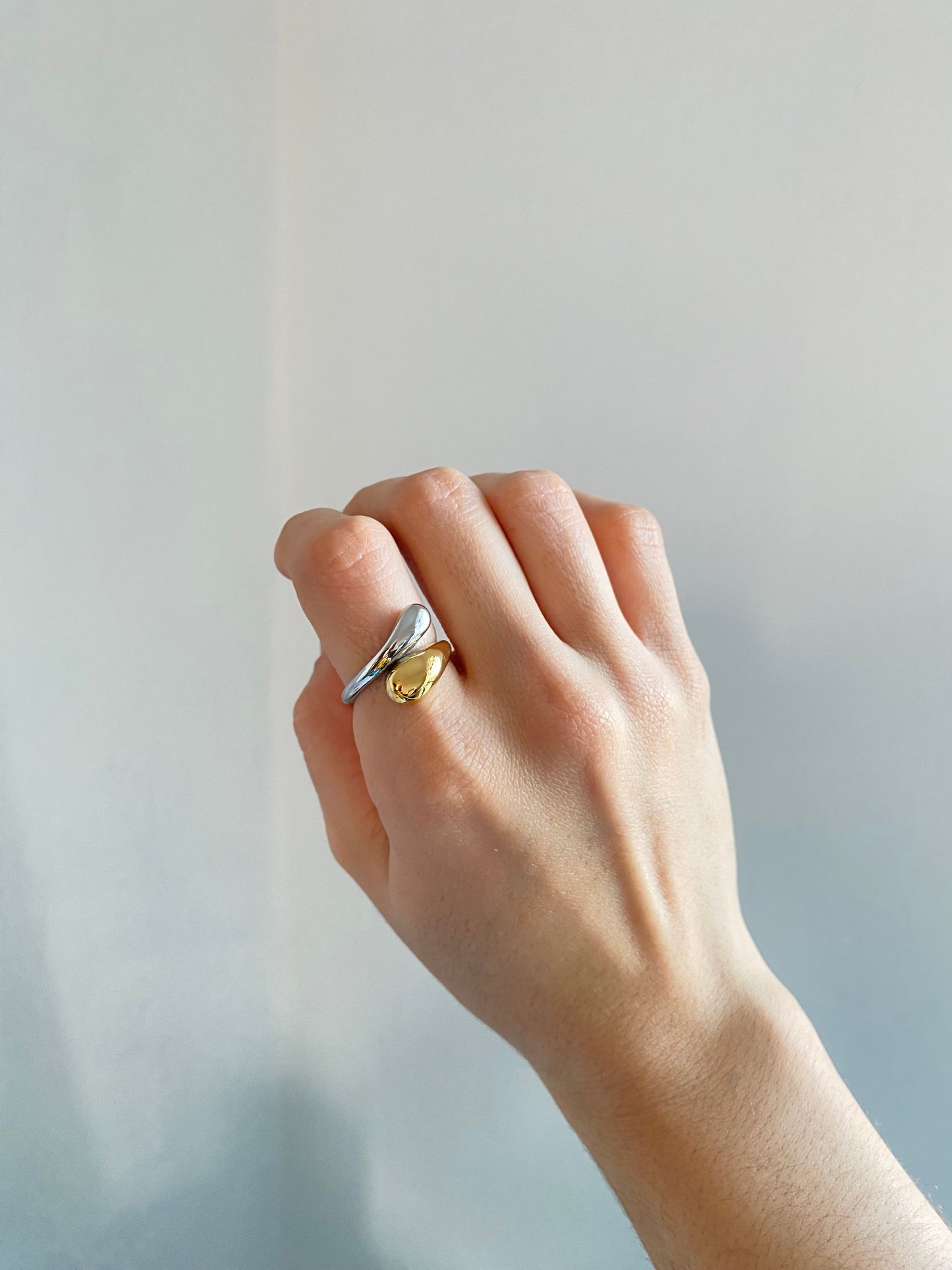 ANILLO CRUZADO BICOLOR AC INOX