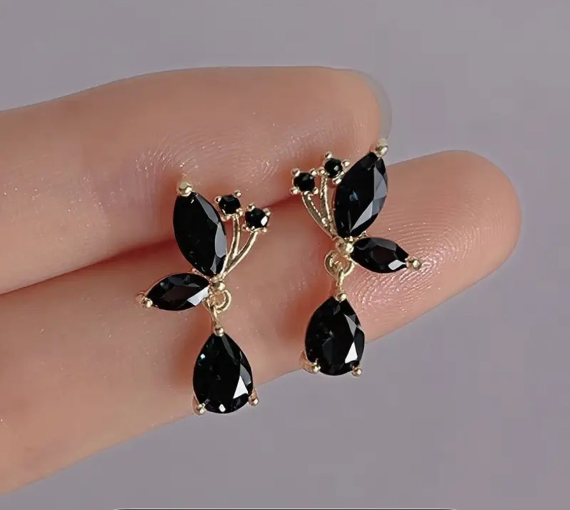 BROQUELES MARIPOSA NEGRO