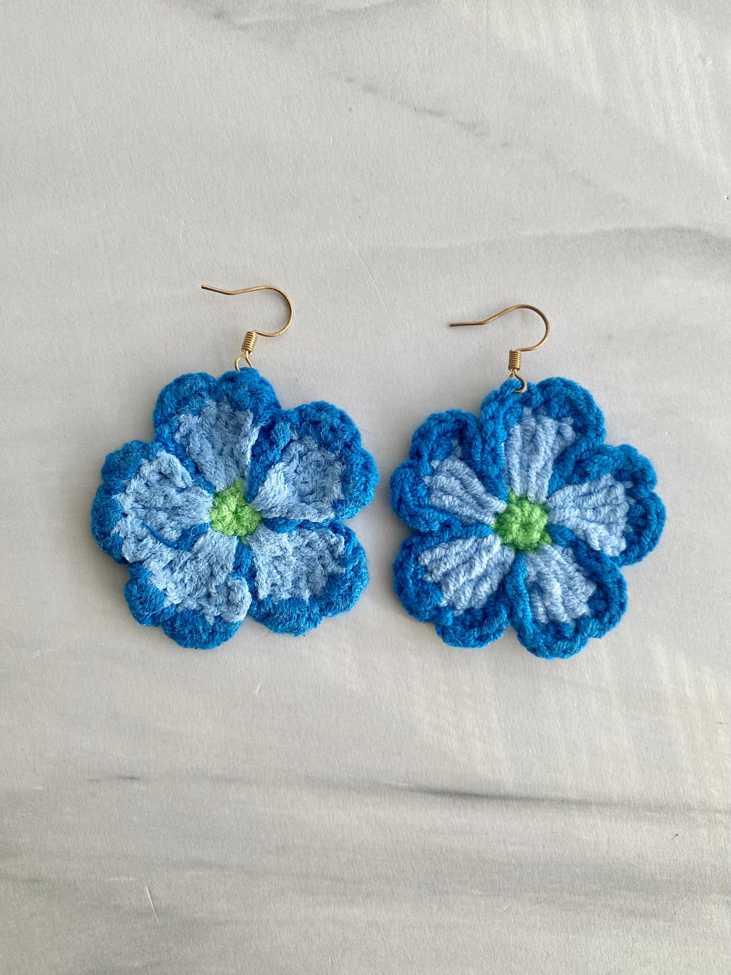 ARETES FLOR CROCHET GDE