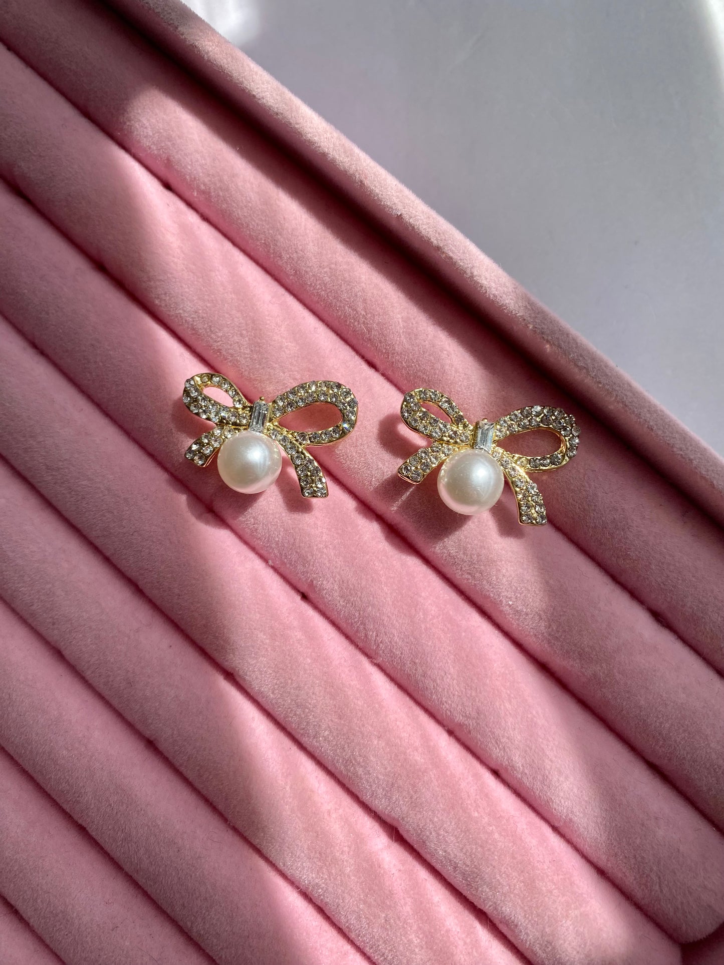 BROQUELES MOÑO PERLA