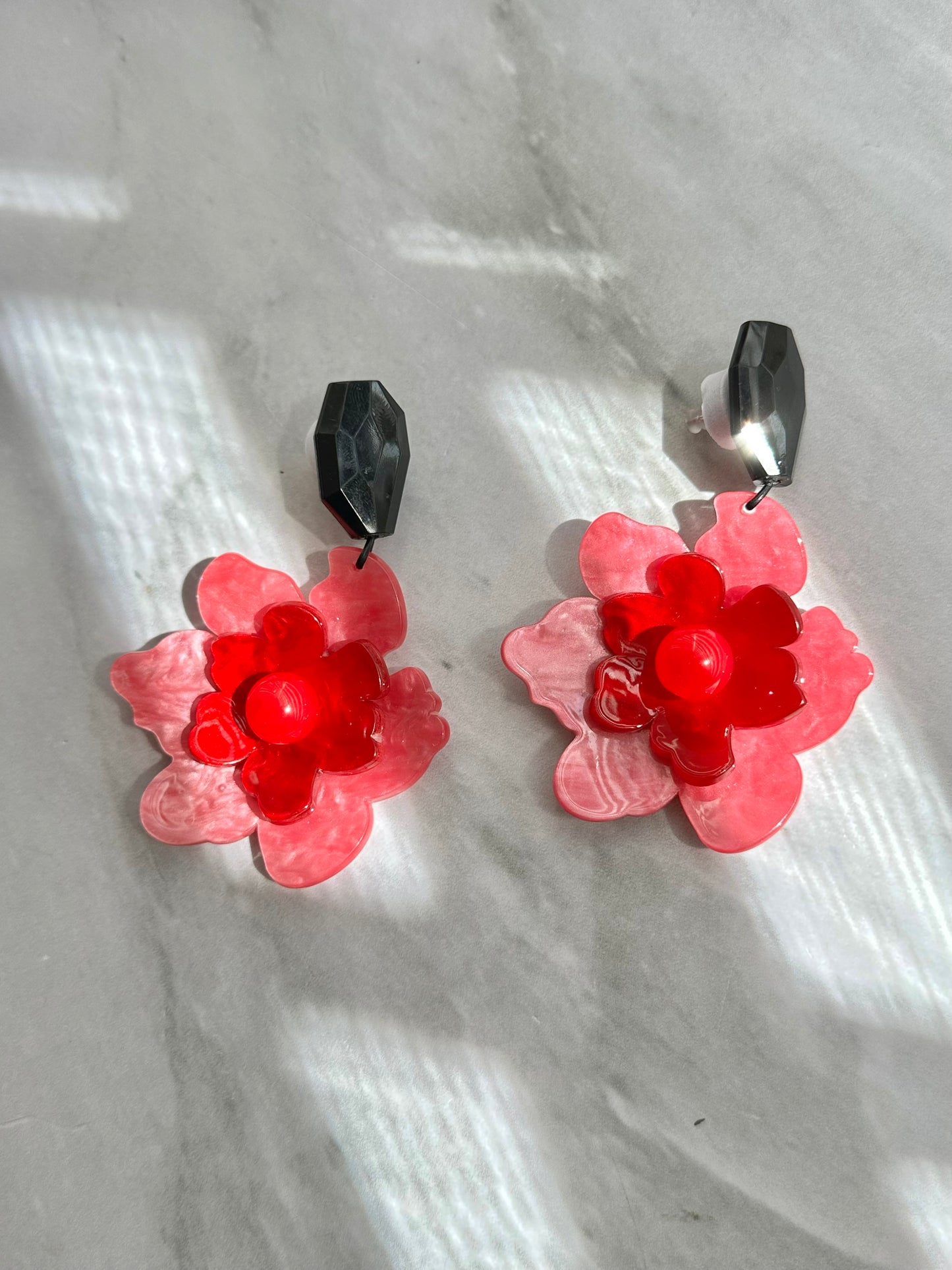 ARETES FLOR ACRÍLICO