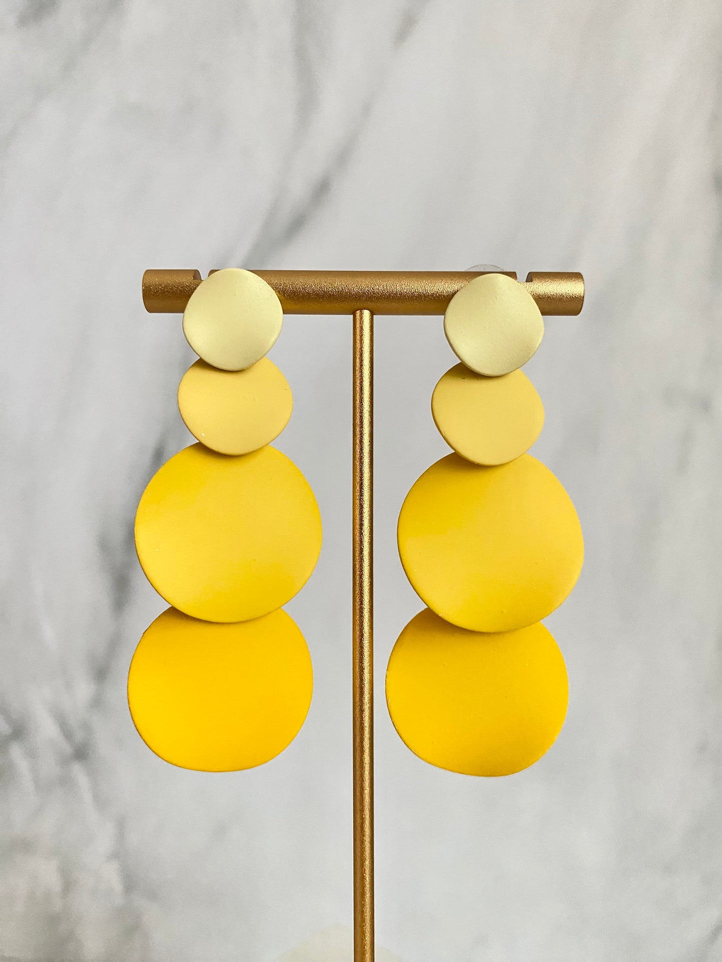 ARETES DE CÍRCULO AMARILLO