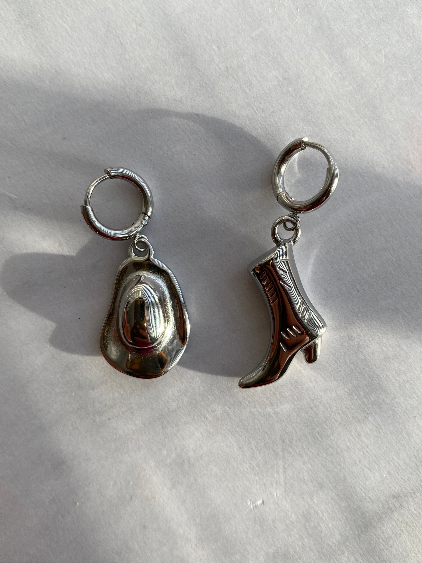 HOOPS SOMBRERO Y BOTA AC INOX