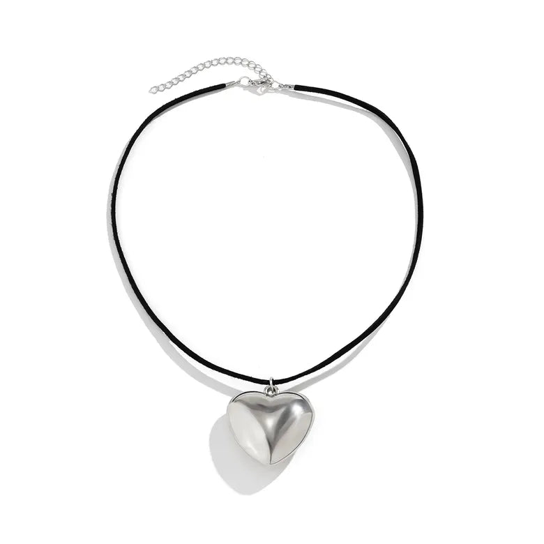 COLLAR CORAZÓN PLATA