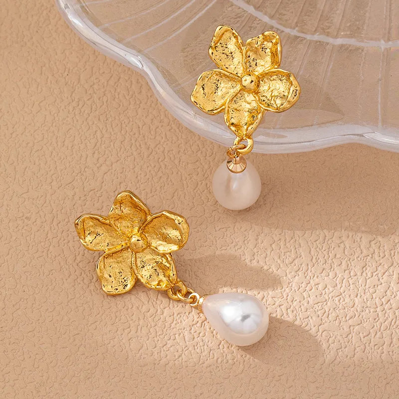 ARETES FLOR CON PERLA