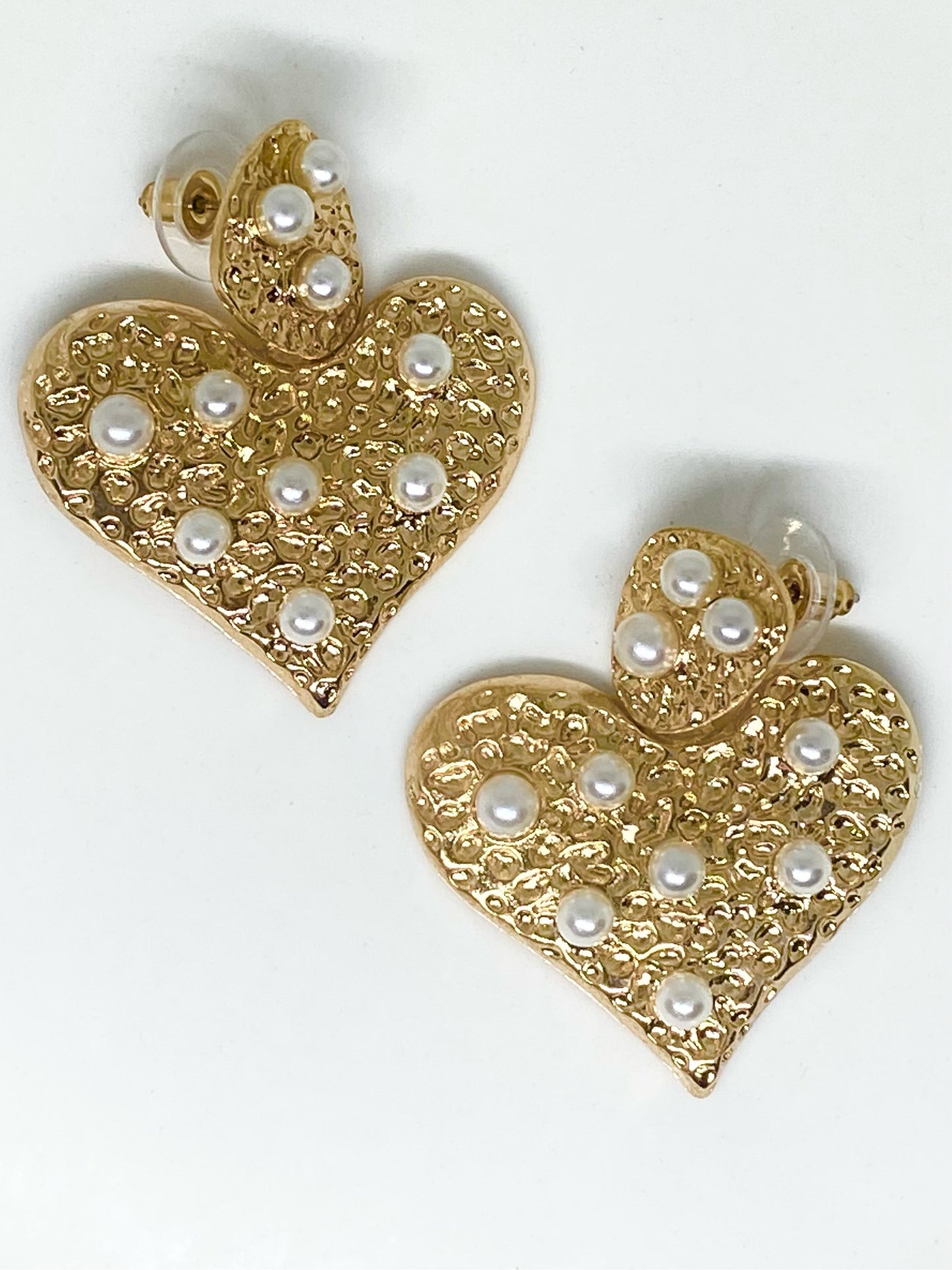 ARETES DE CORAZON DORADOS