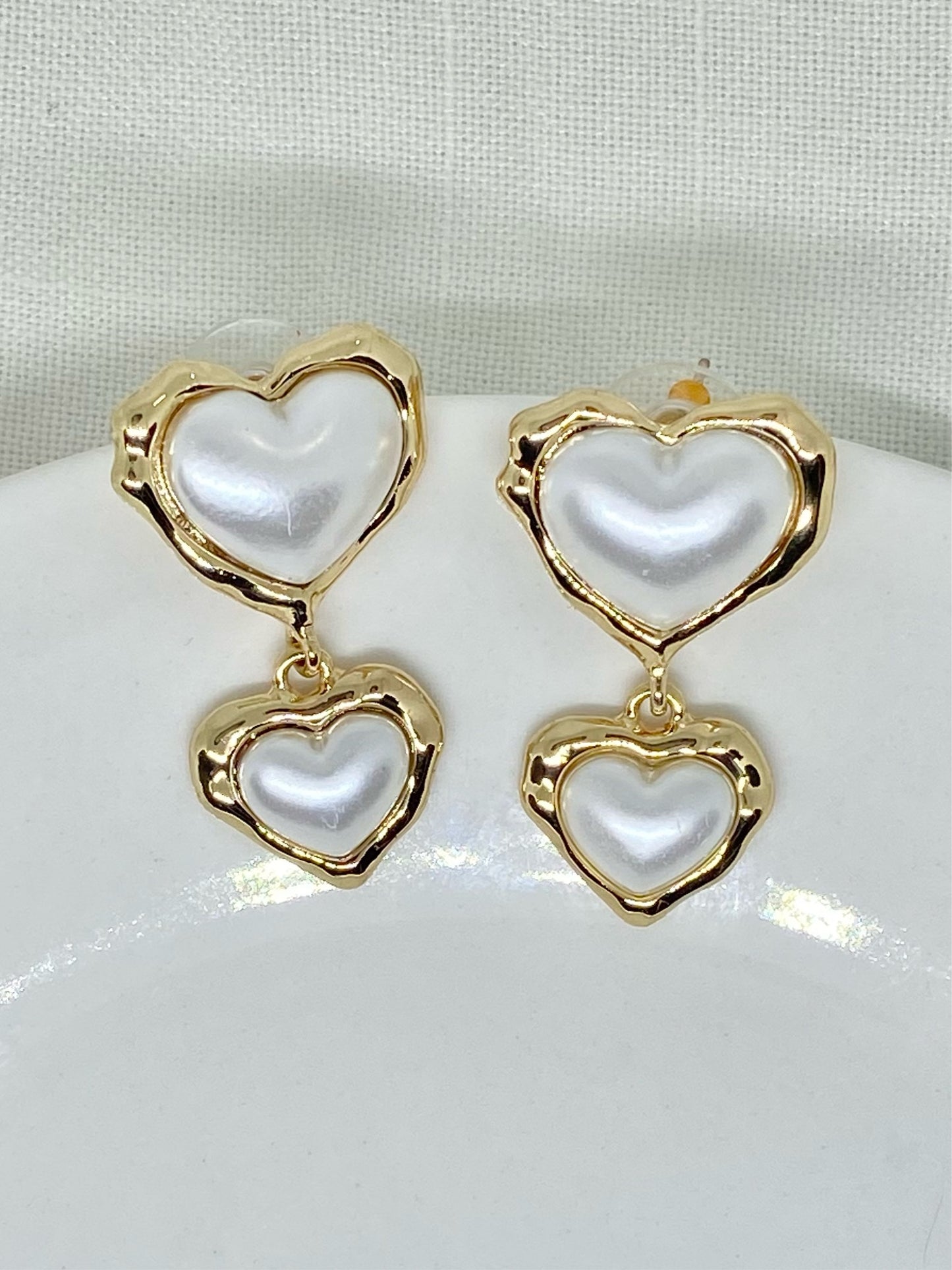 ARETES DE CORAZON CHAPA DE ORO