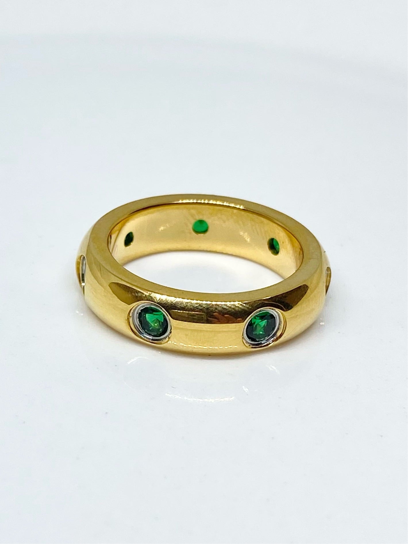 ANILLO CON CIRCONIAS VERDES ACERO INOX