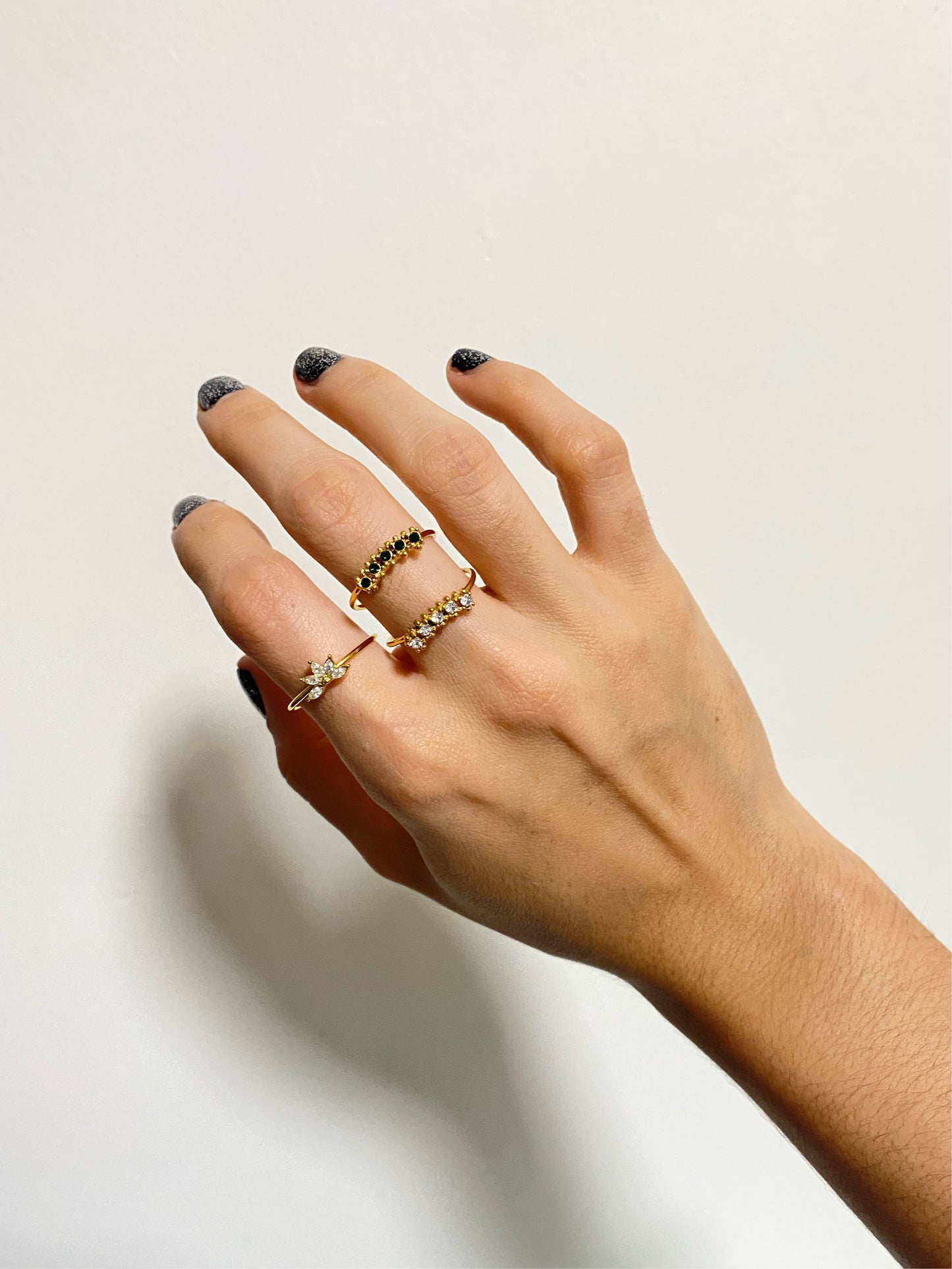 ANILLO ARCO BRILLANTES ESMERALDA ACERO INOX