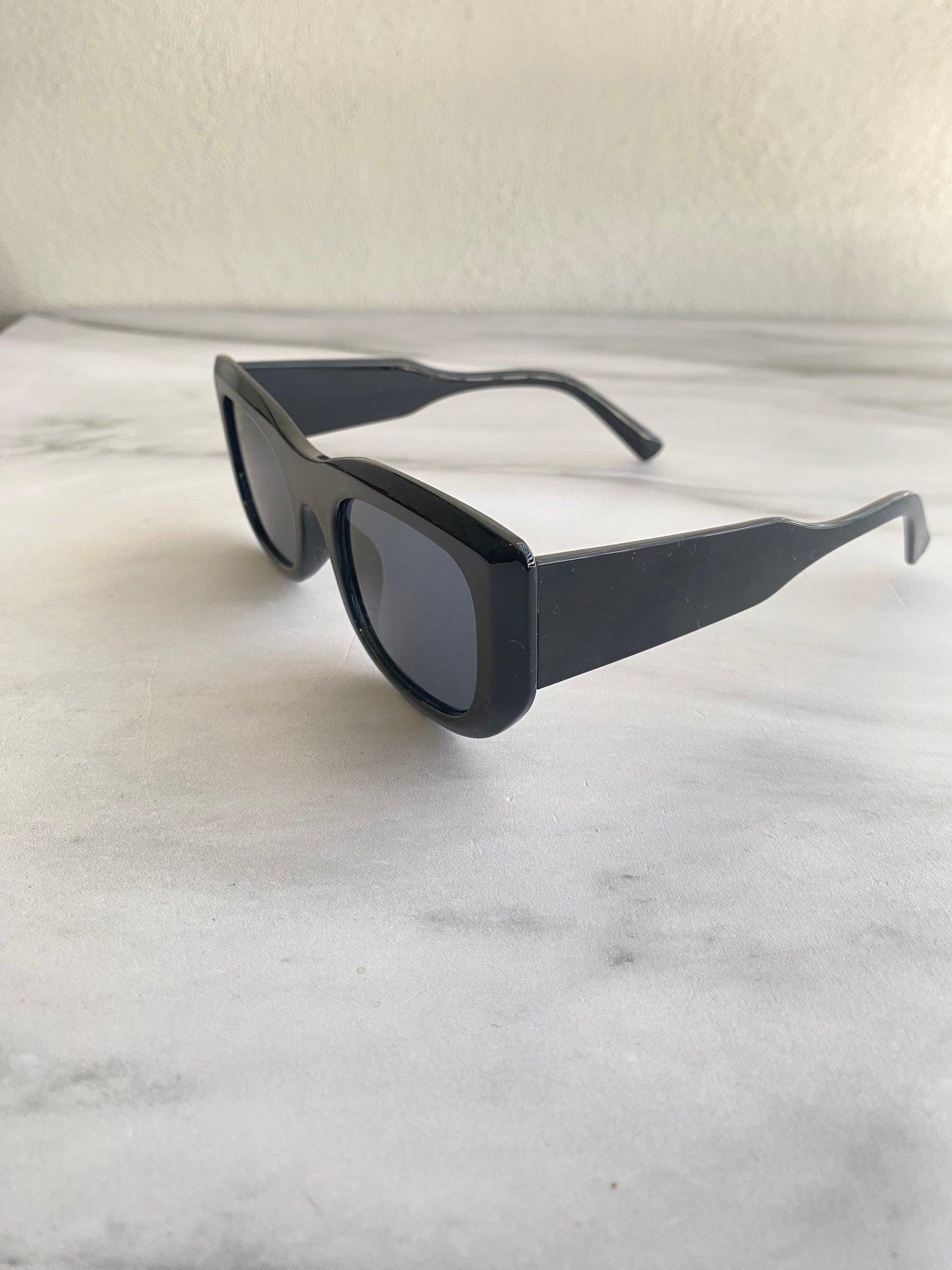 LENTES ARMAZÓN NEGRO