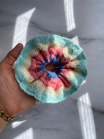 SCRUNCHIE TEJIDA LÍNEAS