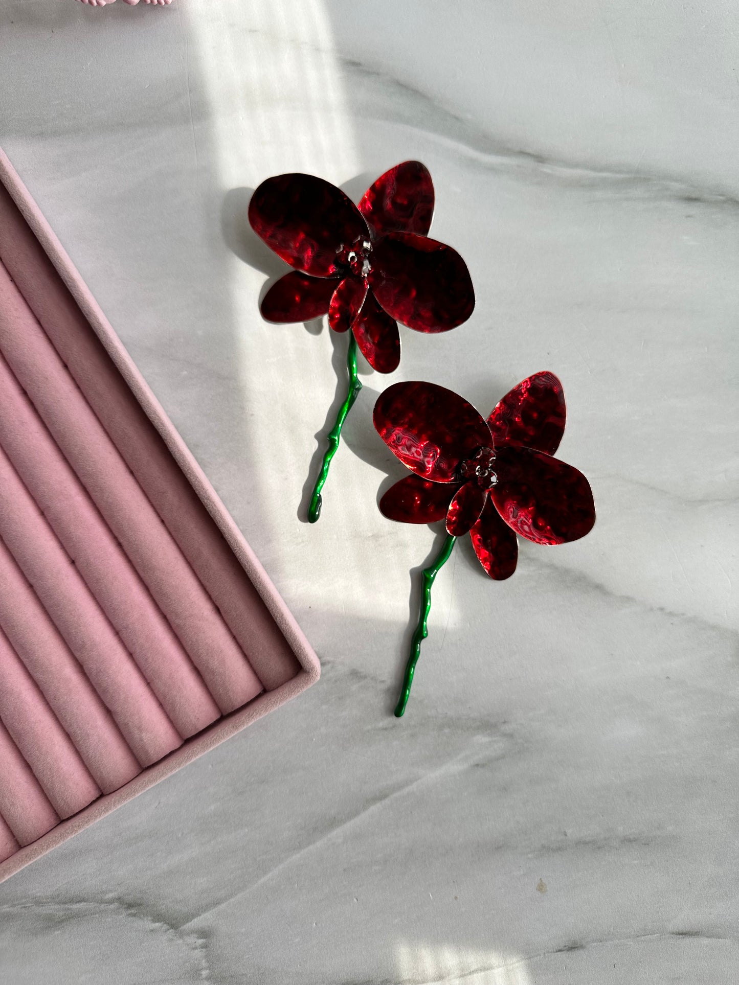 ARETES LARGOS DE FLOR