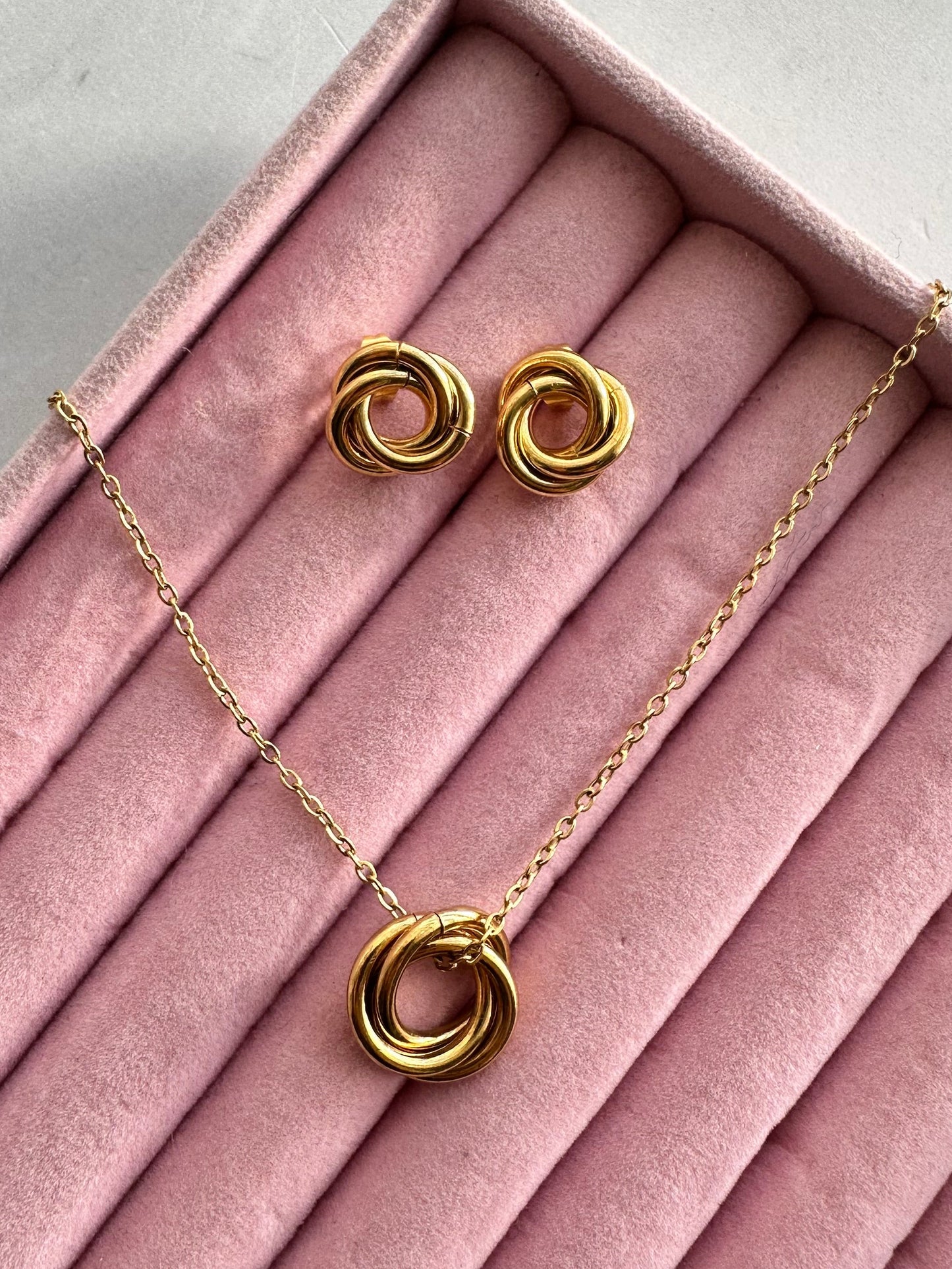 JUEGO ARETES Y COLLAR AC INOX