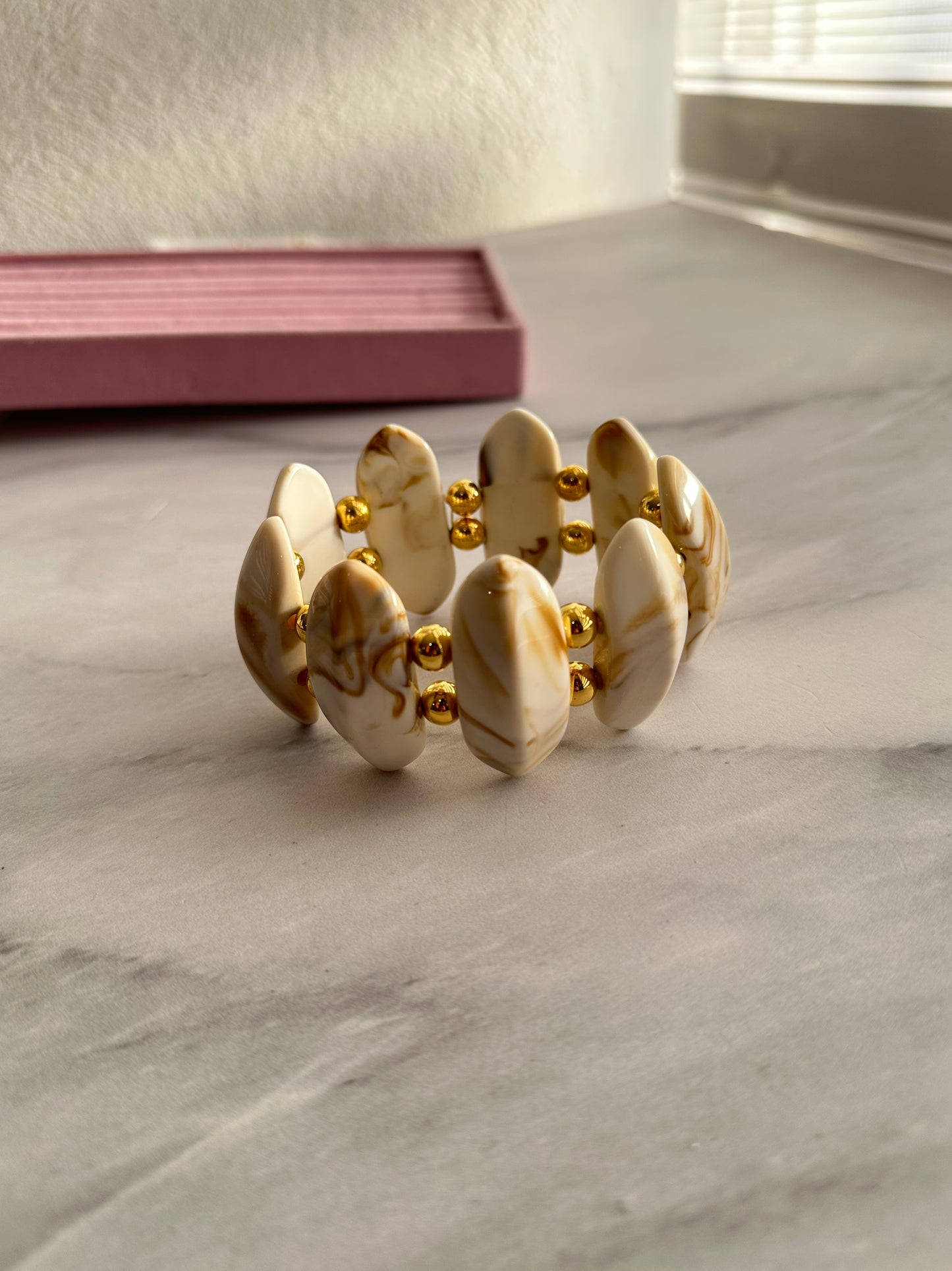 Pulsera de acrílico