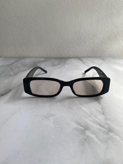 LENTES NEGROS CON DETALLE