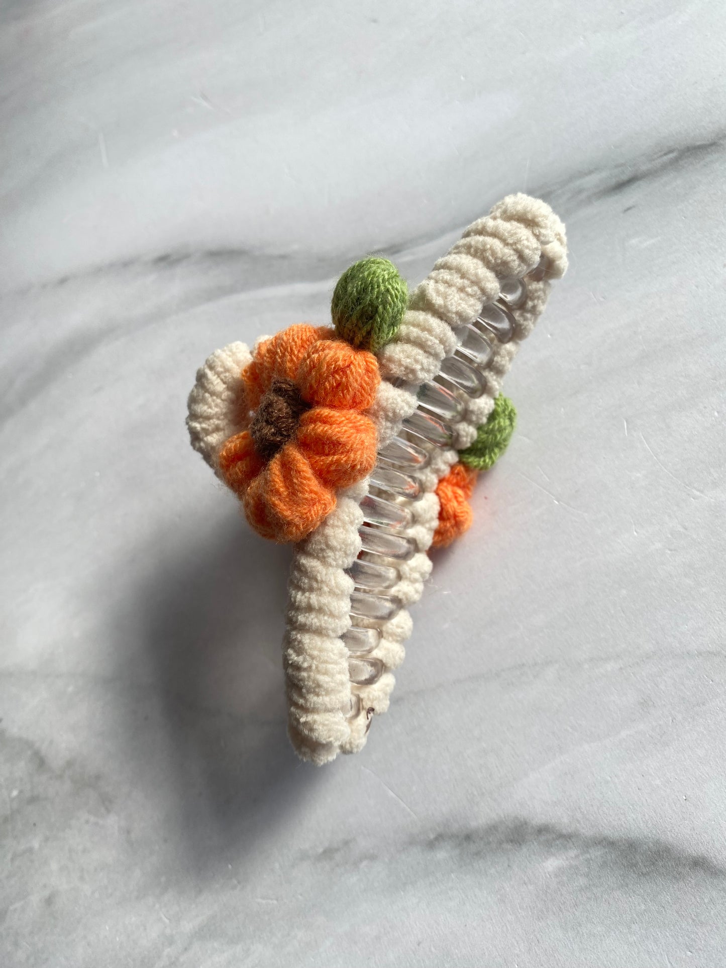 PINZA PARA CABELLO GIRASOL TEJIDA