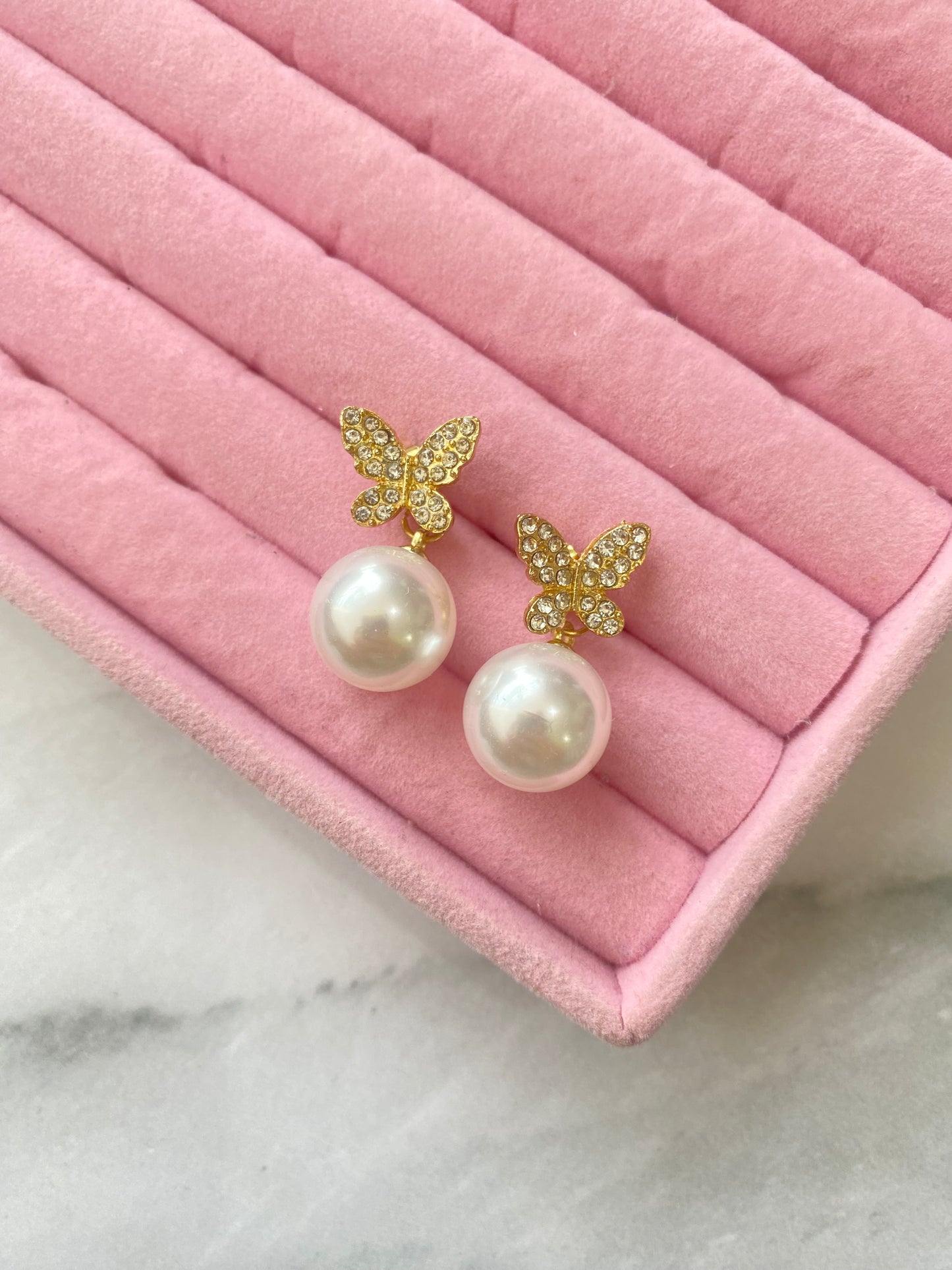 BROQUELES PERLA MARIPOSA