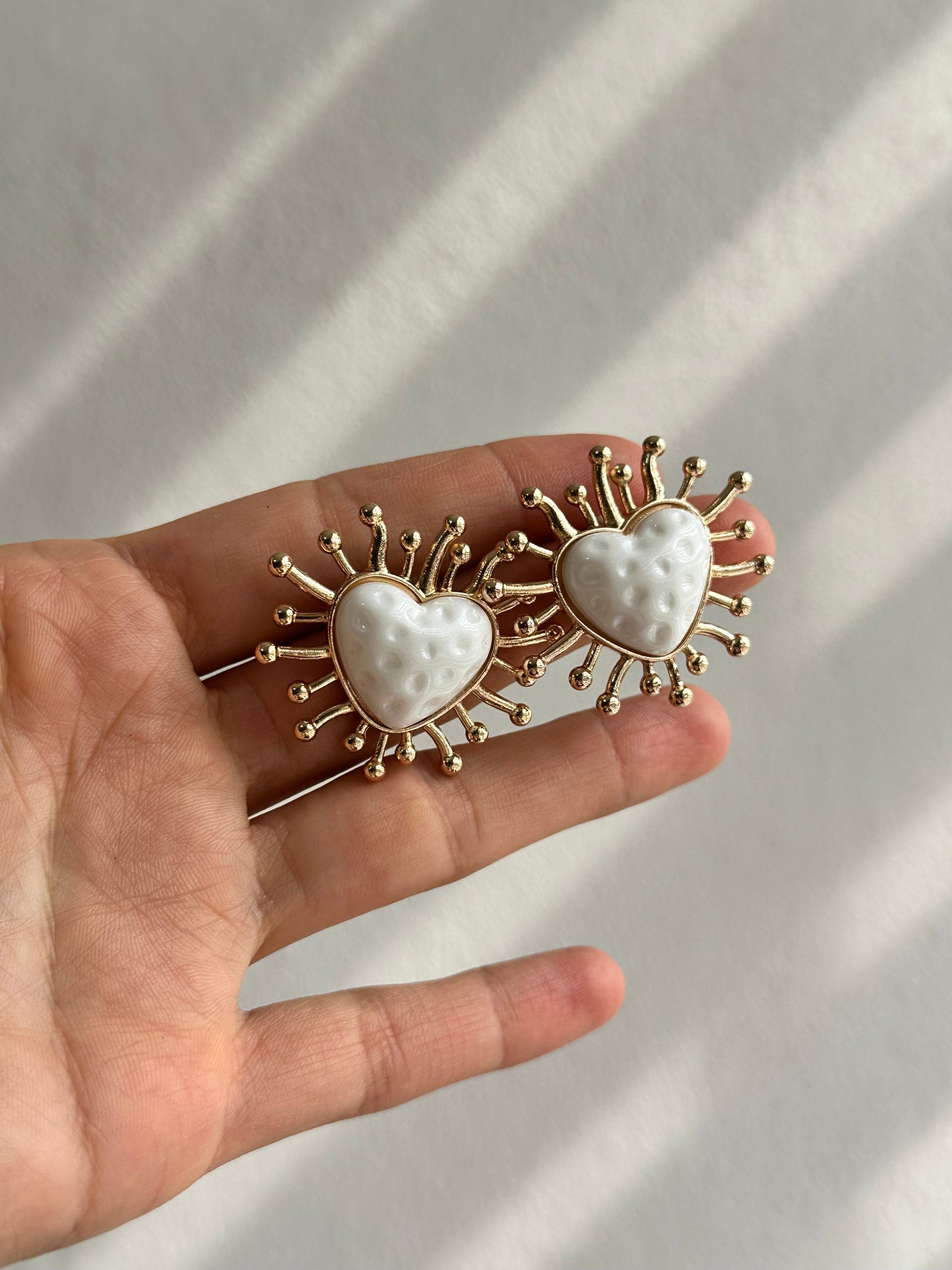 ARETES DE CORAZÓN