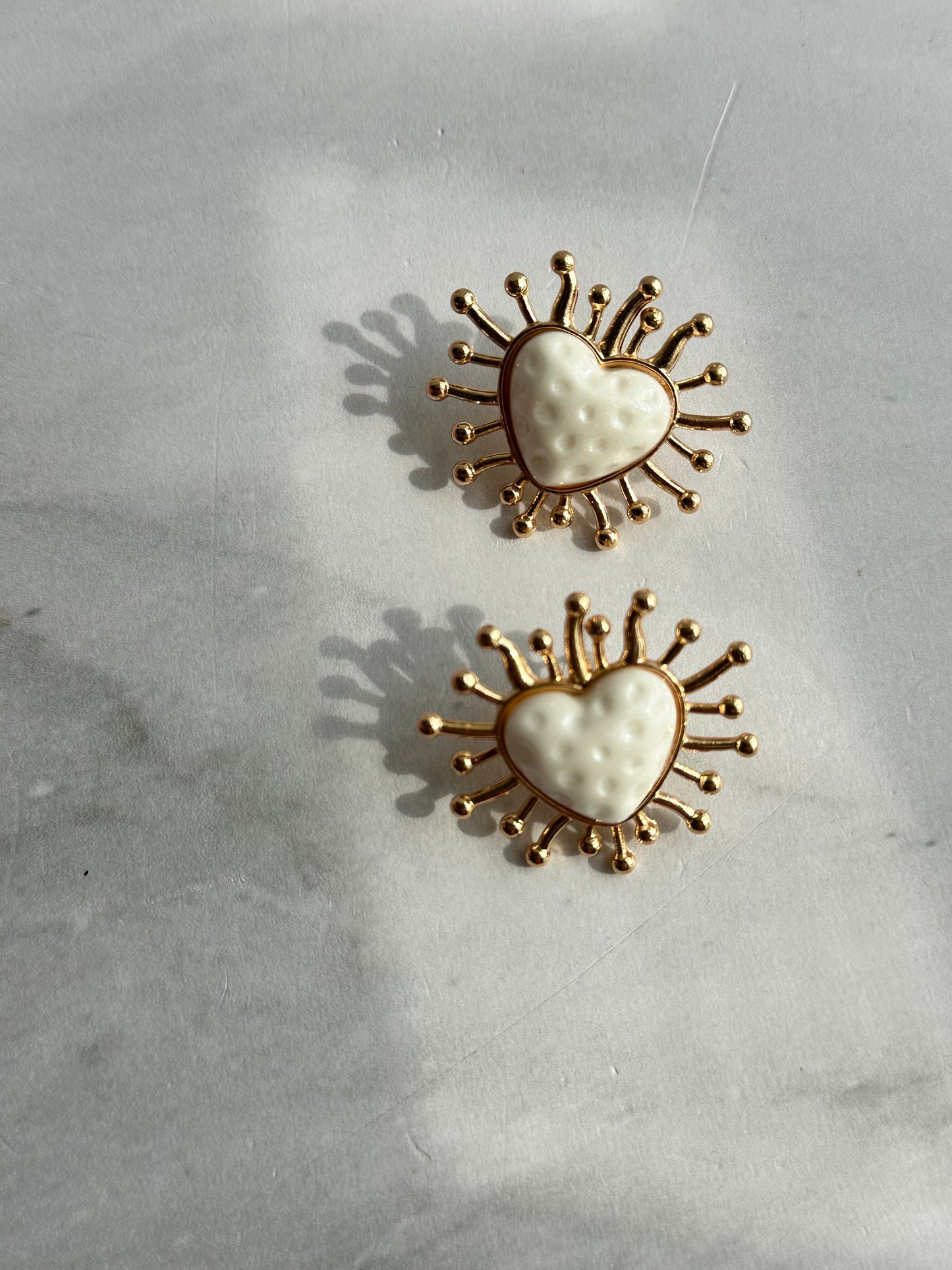 ARETES DE CORAZÓN
