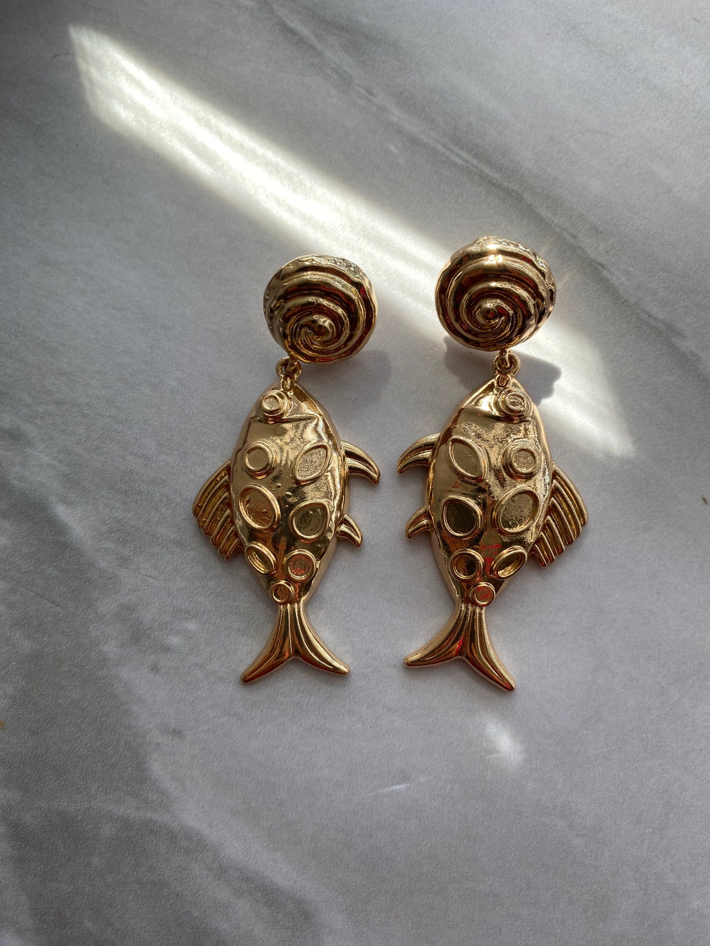 ARETES PEZ DORADO
