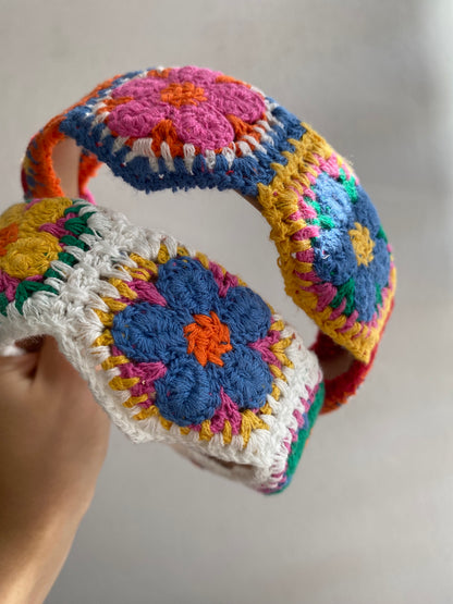 DIADEMA TEJIDA DE COLORES