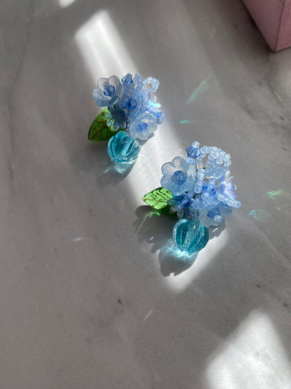 ARETES FLOR AZUL