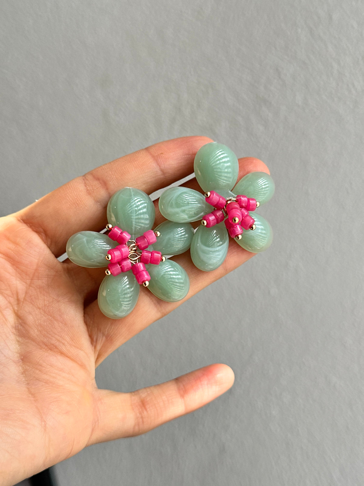 ARETES FLOR ACRÍLICO