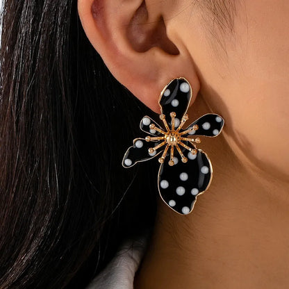 ARETES FLOR POLKA DOTS
