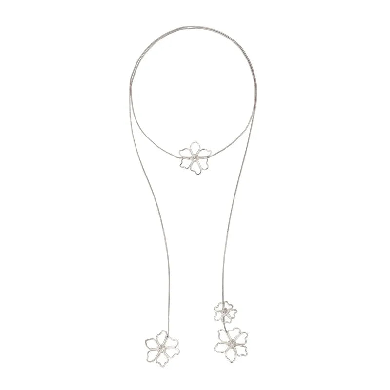 COLLAR EXTRA LARGO FLOR