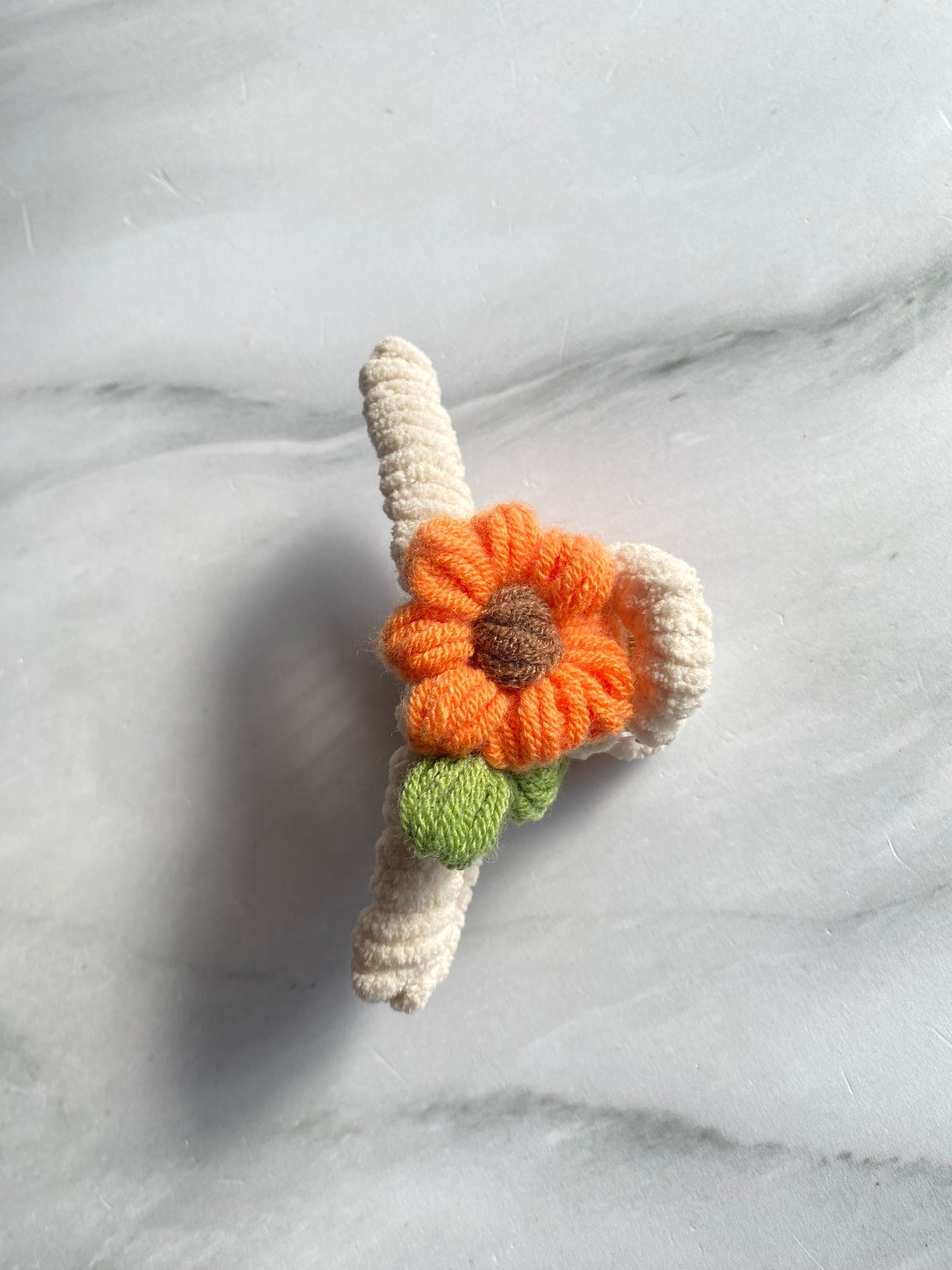 PINZA PARA CABELLO GIRASOL TEJIDA