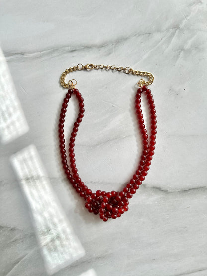 COLLAR NUDO DE CUENTAS