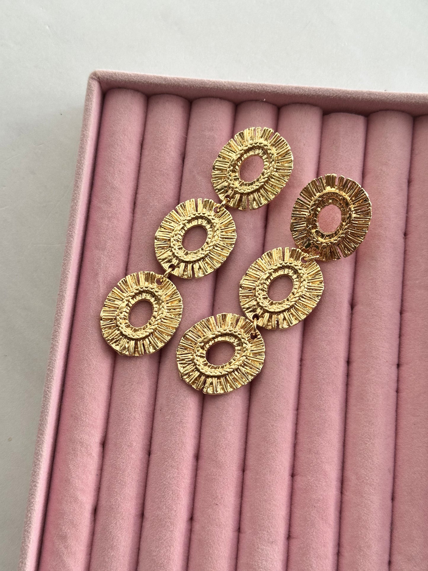 ARETES DE ARO LARGOS