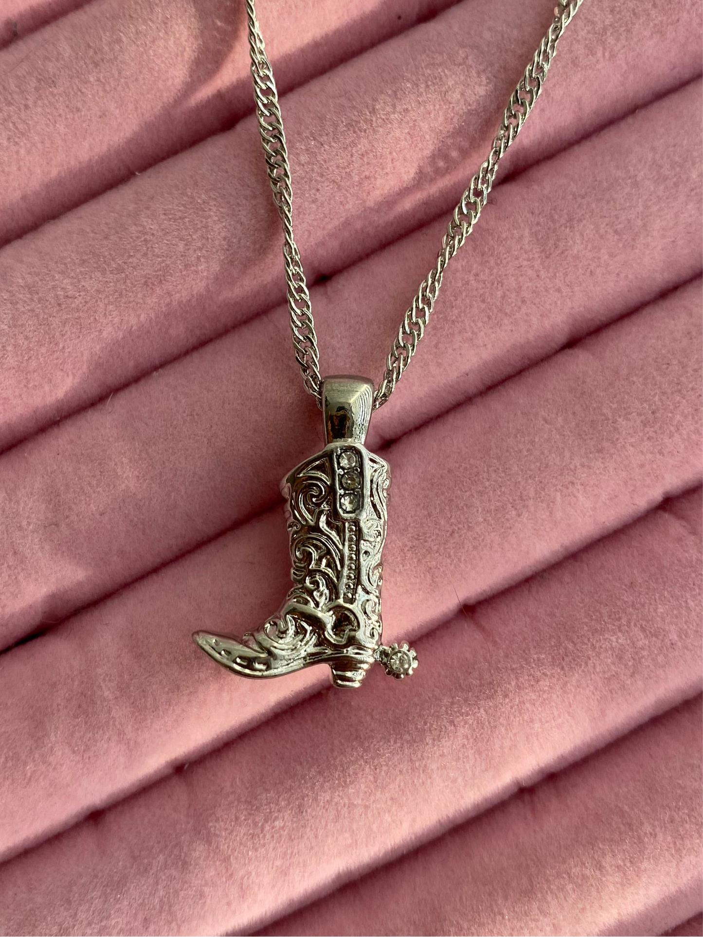 COLLAR BOTA PLATA AC INOX