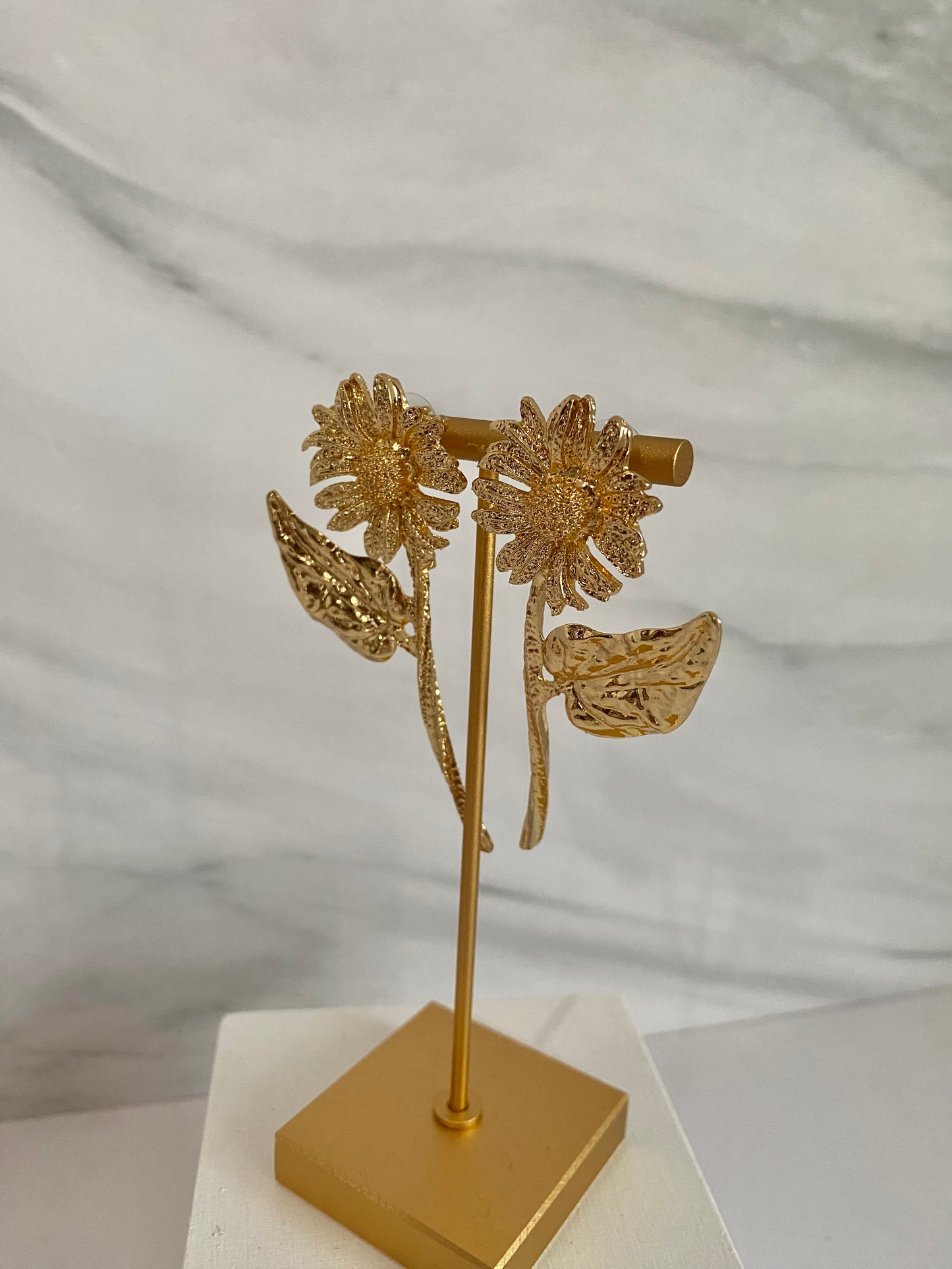 ARETES GIRASOL DORADO