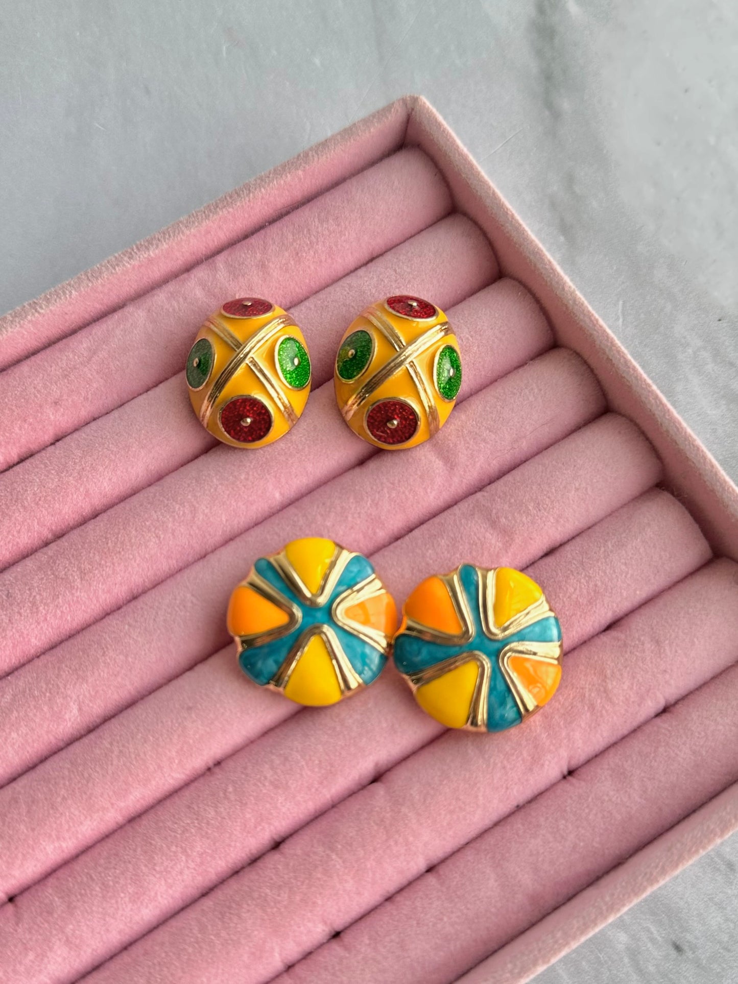 ARETES ESTILO VINTAGE