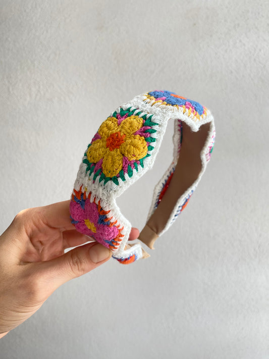 DIADEMA TEJIDA DE COLORES