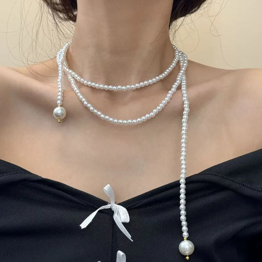 COLLAR EXTRA LARGO CUENTAS BLANCAS
